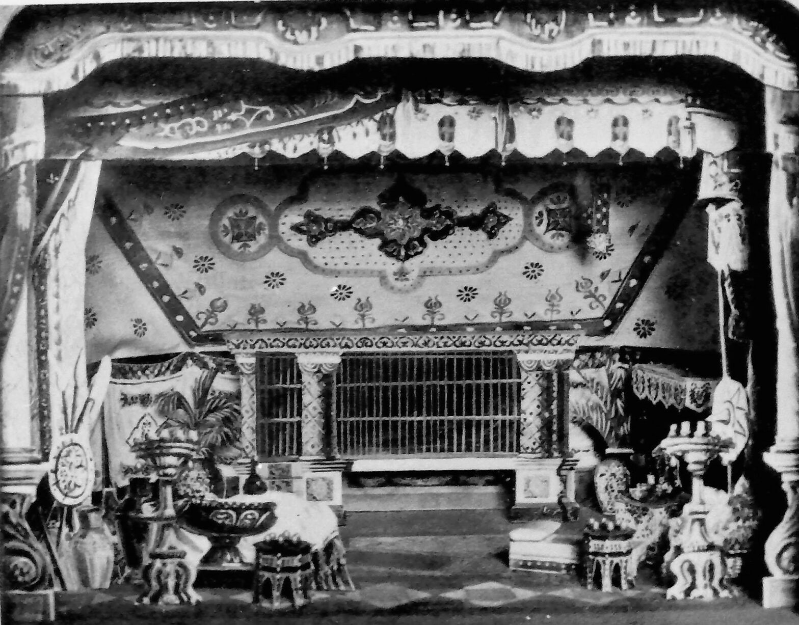 Elaborate on stage set for the final illusion 'The Lion's Bride,' featuring a real lion.